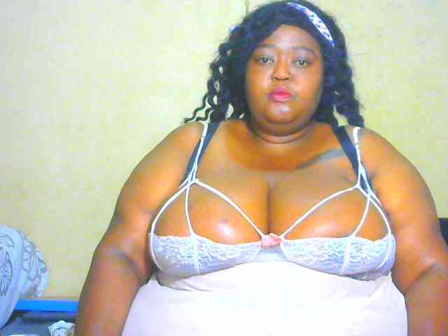 BellyGoddess webcam