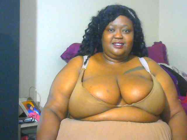 BellyGoddess webcam
