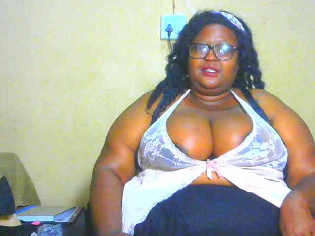 BellyGoddess webcam