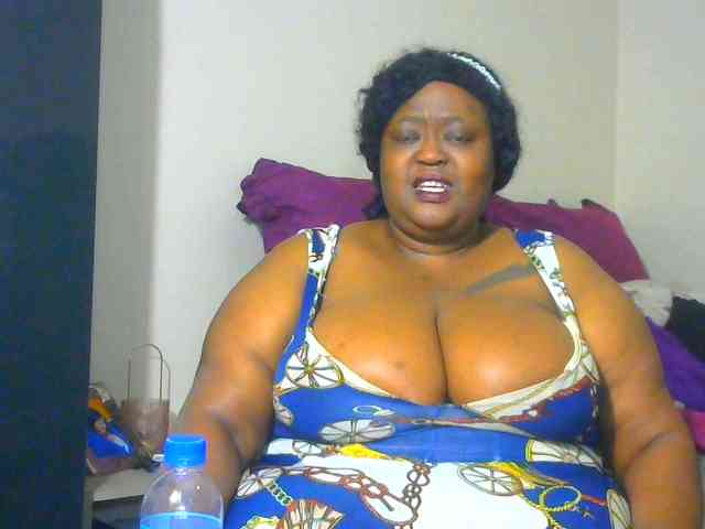 BellyGoddess webcam