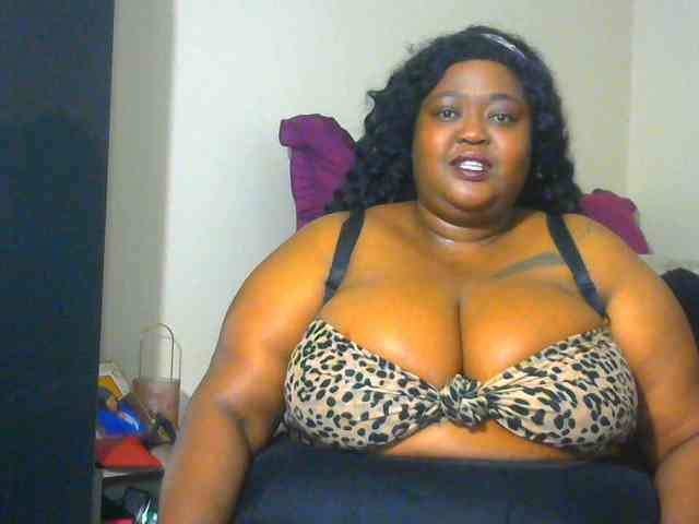 BellyGoddess webcam