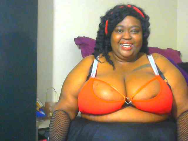 BellyGoddess webcam