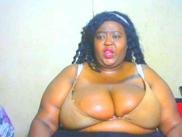 BellyGoddess webcam