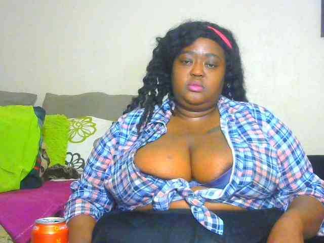 BellyGoddess webcam