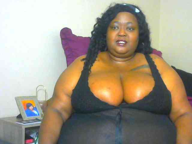 BellyGoddess webcam