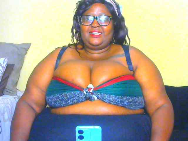 BellyGoddess webcam