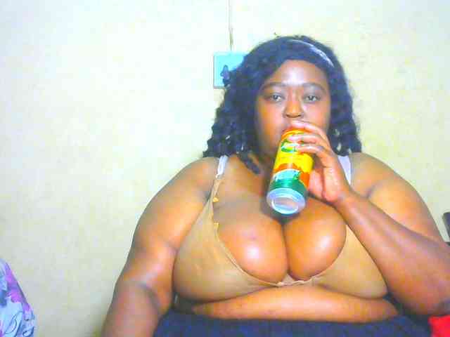 BellyGoddess webcam