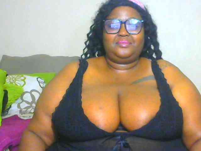 BellyGoddess webcam