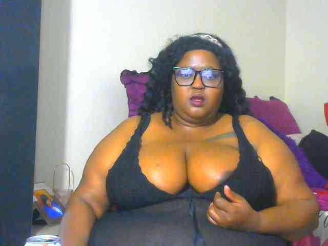 BellyGoddess webcam