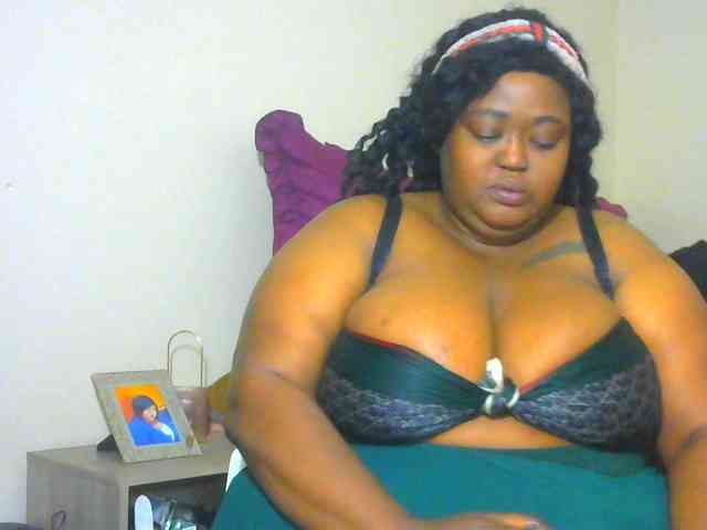 BellyGoddess webcam