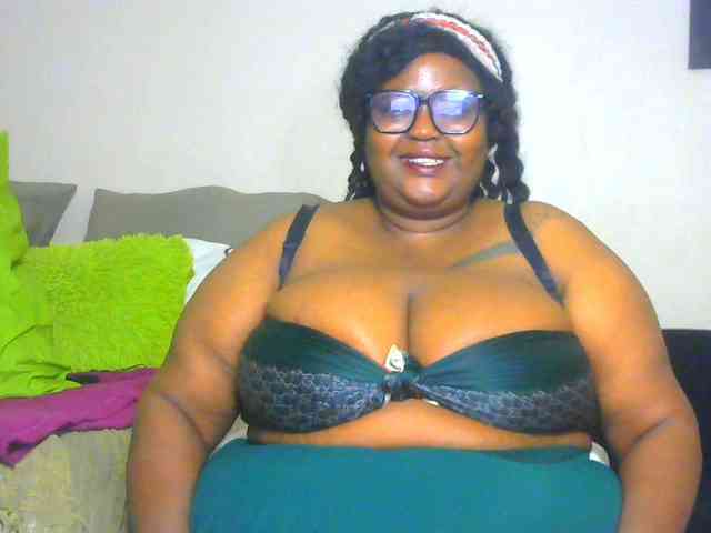 BellyGoddess webcam