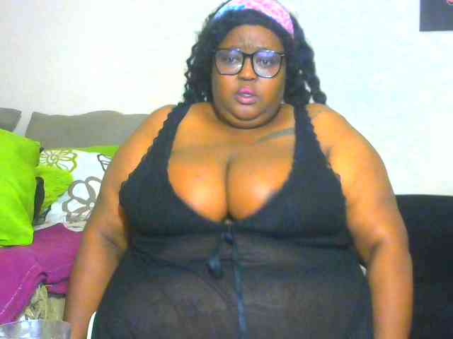 BellyGoddess webcam