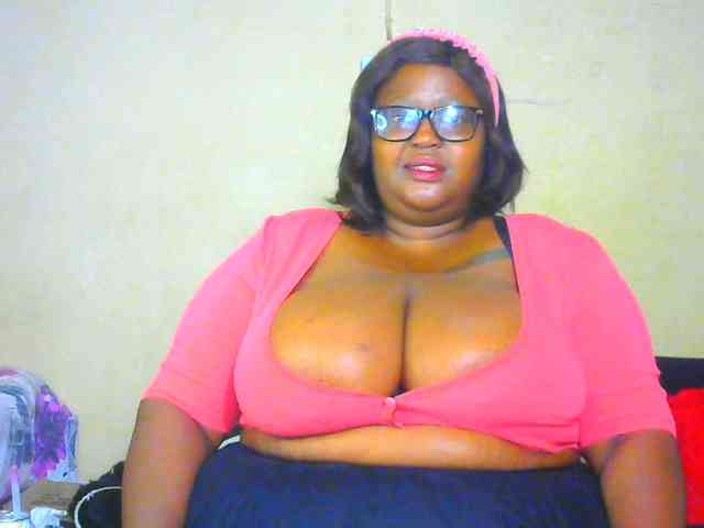 BellyGoddess webcam