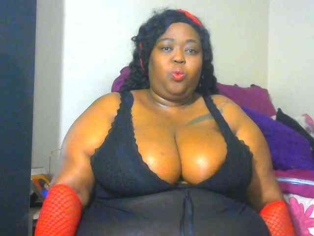 BellyGoddess webcam