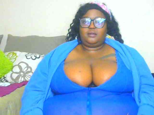 BellyGoddess webcam