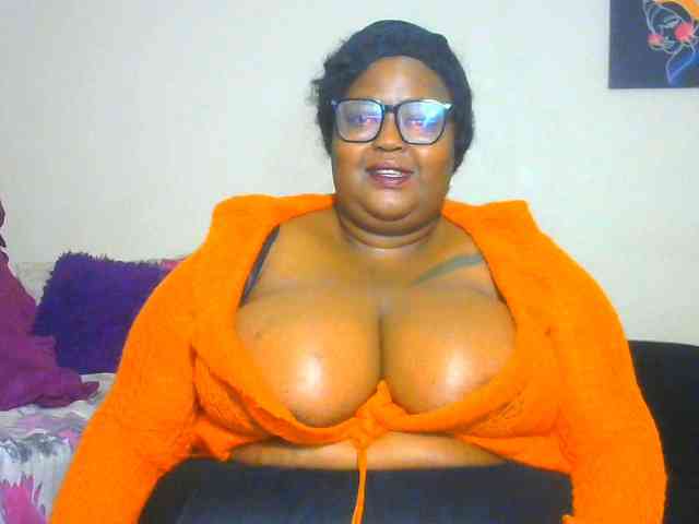 BellyGoddess webcam