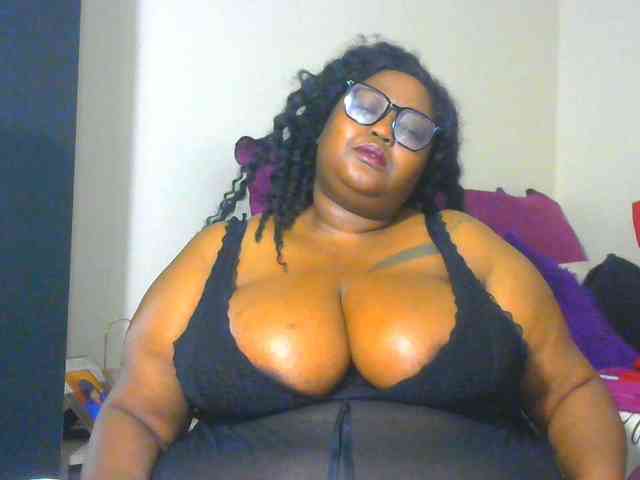 BellyGoddess webcam