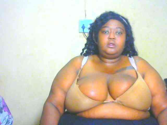 BellyGoddess webcam