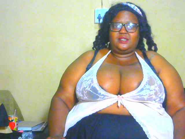 BellyGoddess webcam
