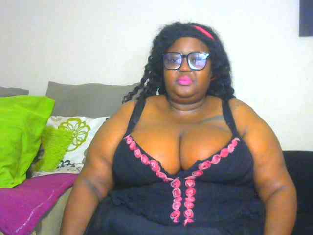 BellyGoddess webcam