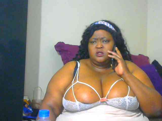 BellyGoddess webcam