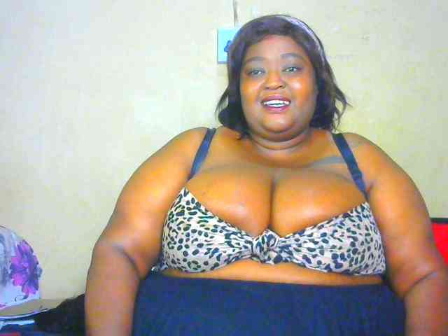 BellyGoddess webcam
