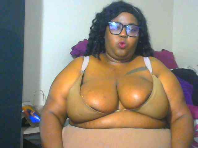 BellyGoddess webcam