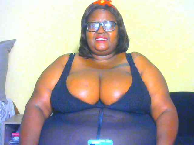 BellyGoddess webcam