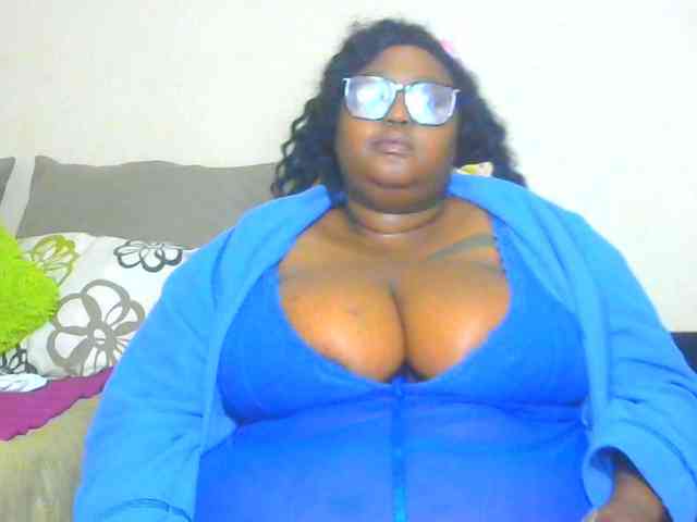BellyGoddess webcam