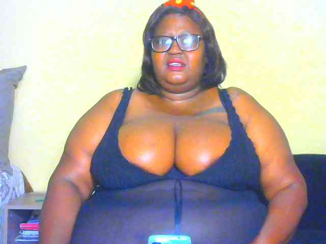 BellyGoddess webcam