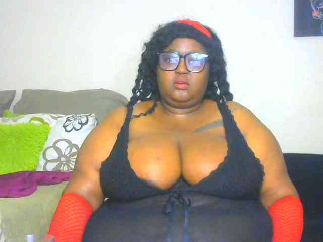BellyGoddess webcam