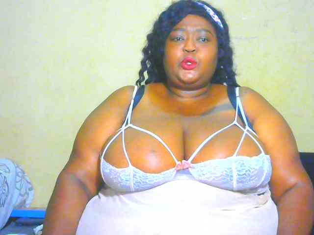 BellyGoddess webcam