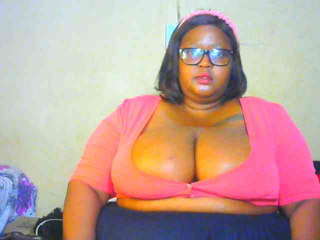 BellyGoddess webcam