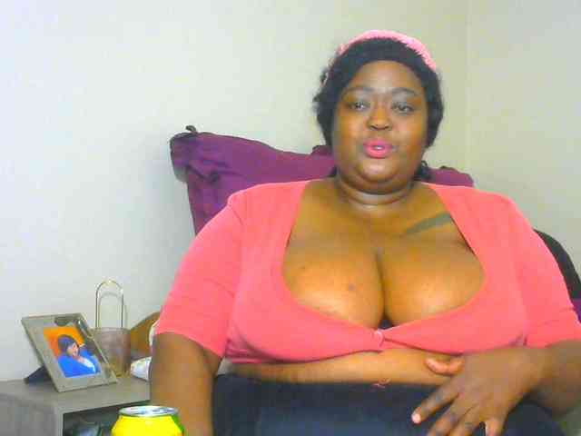 BellyGoddess webcam