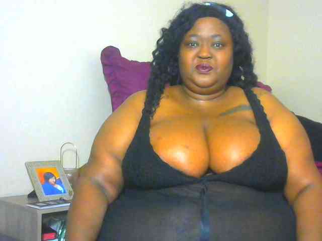 BellyGoddess webcam