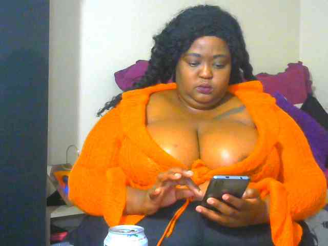 BellyGoddess webcam