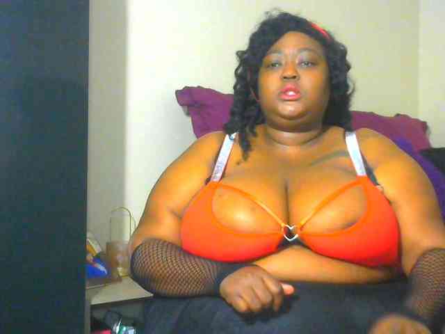 BellyGoddess webcam