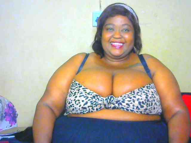 BellyGoddess webcam
