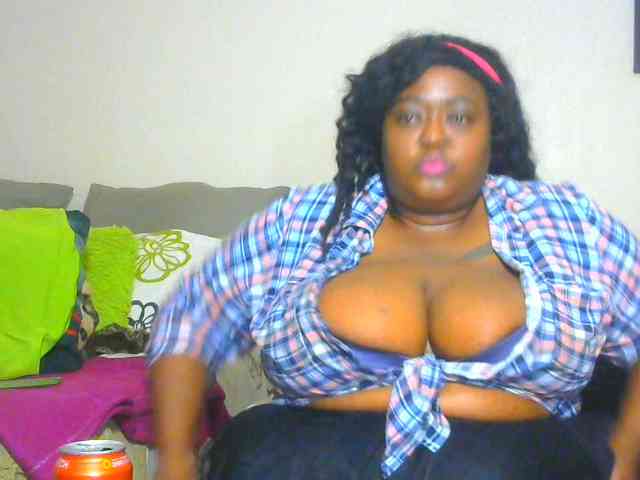BellyGoddess webcam