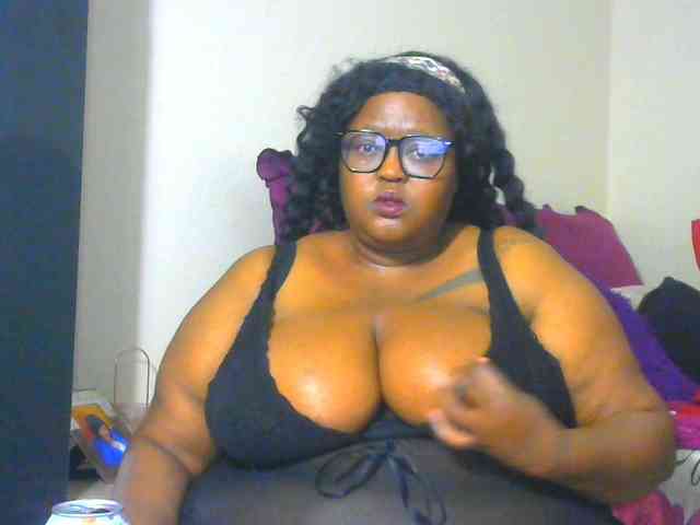 BellyGoddess webcam