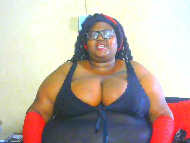 BellyGoddess webcam