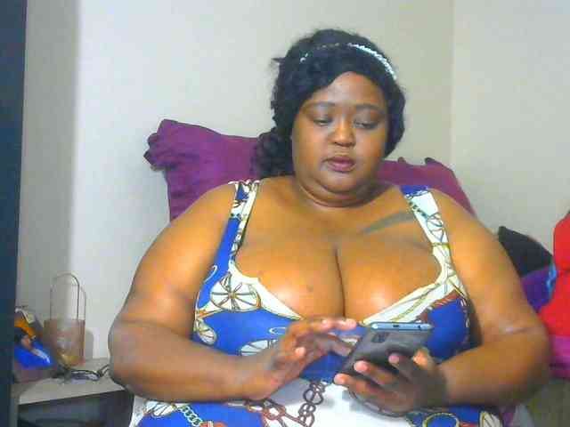 BellyGoddess webcam