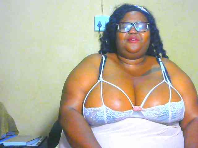 BellyGoddess webcam