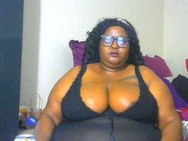 BellyGoddess webcam