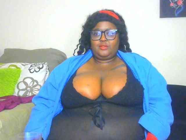 BellyGoddess webcam