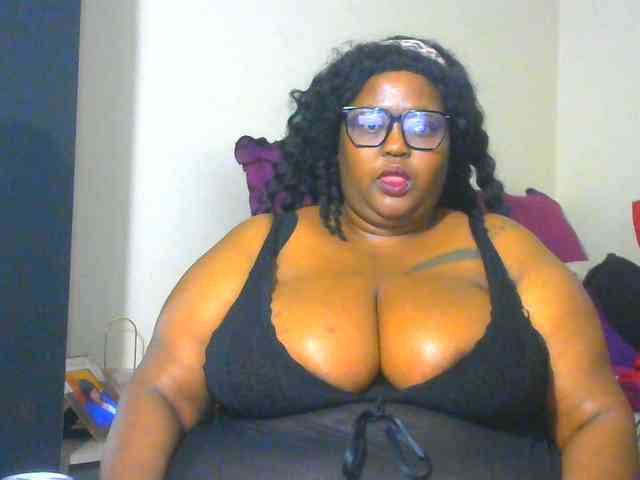 BellyGoddess webcam