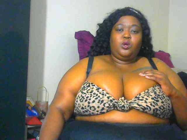 BellyGoddess webcam