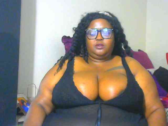 BellyGoddess webcam