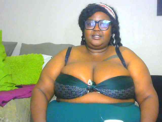 BellyGoddess webcam