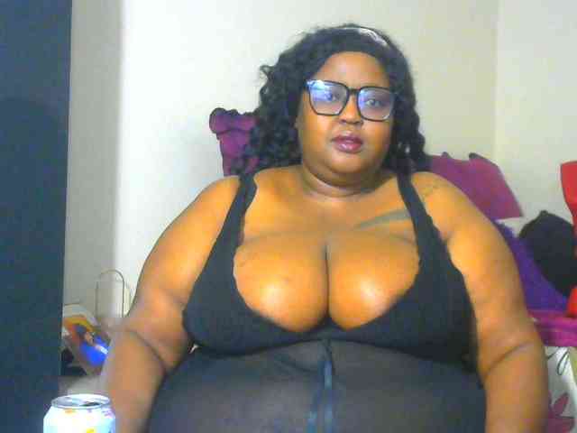 BellyGoddess webcam